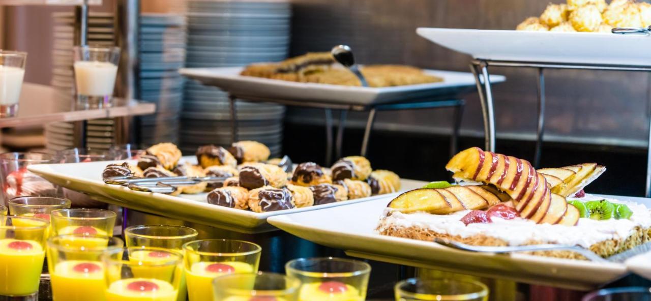 Pickalbatros Golf Beach Resort Şarm El-Şeyh Dış mekan fotoğraf A dessert buffet