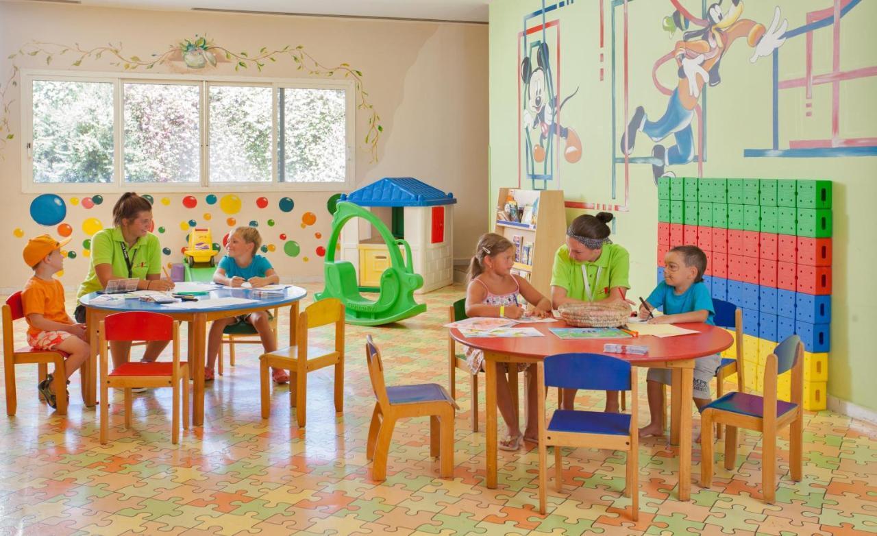 Pickalbatros Golf Beach Resort Şarm El-Şeyh Dış mekan fotoğraf A nursery school in Israel