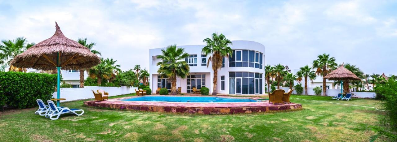 Pickalbatros Golf Beach Resort Şarm El-Şeyh Dış mekan fotoğraf Villa in Al-Ghaziya